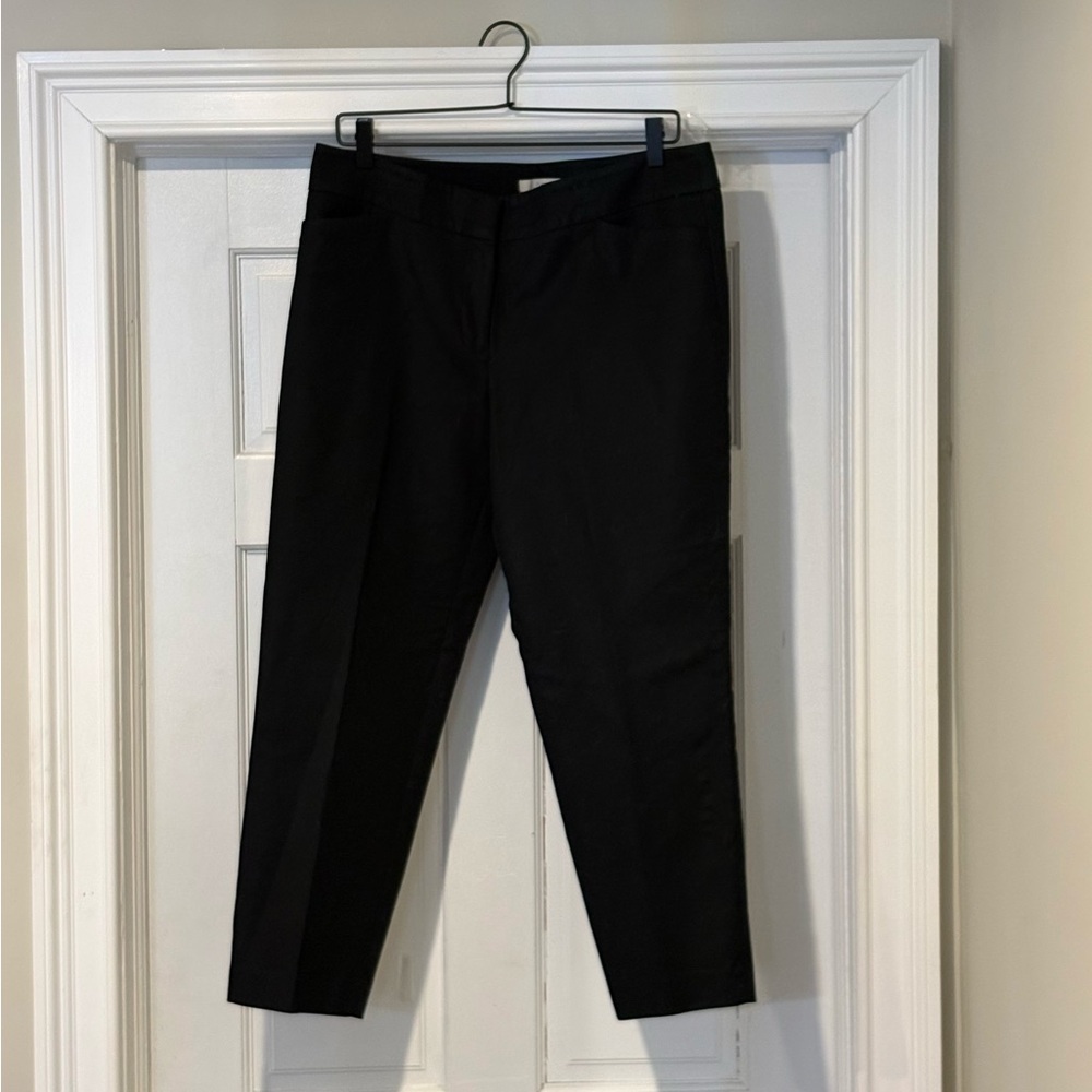 Ann Taylor LOFT Size 10 Women's Black Cropped Pants